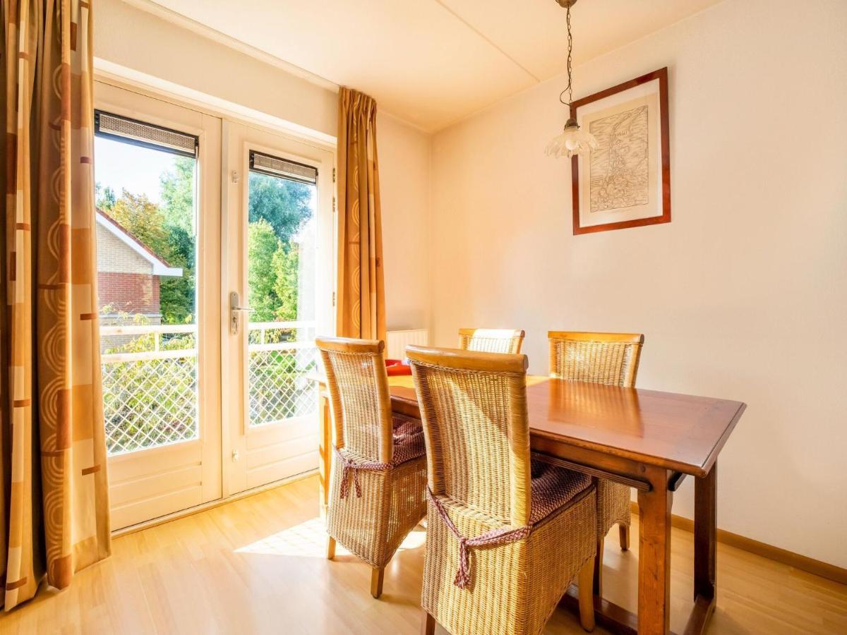 Comfy Holiday Home In Hoorn With French Balcony Екстериор снимка